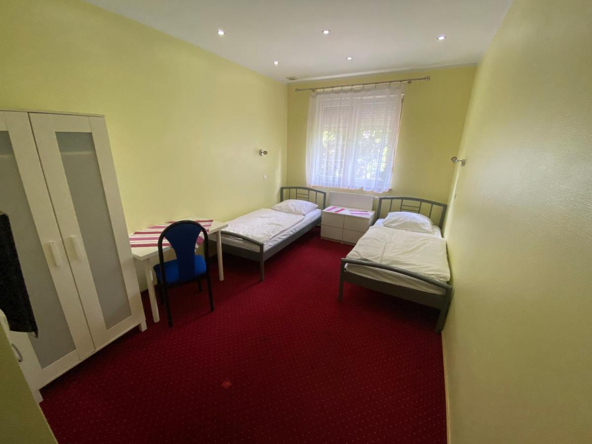 Hotel Tequila Międzyrzecz Buitenkant foto