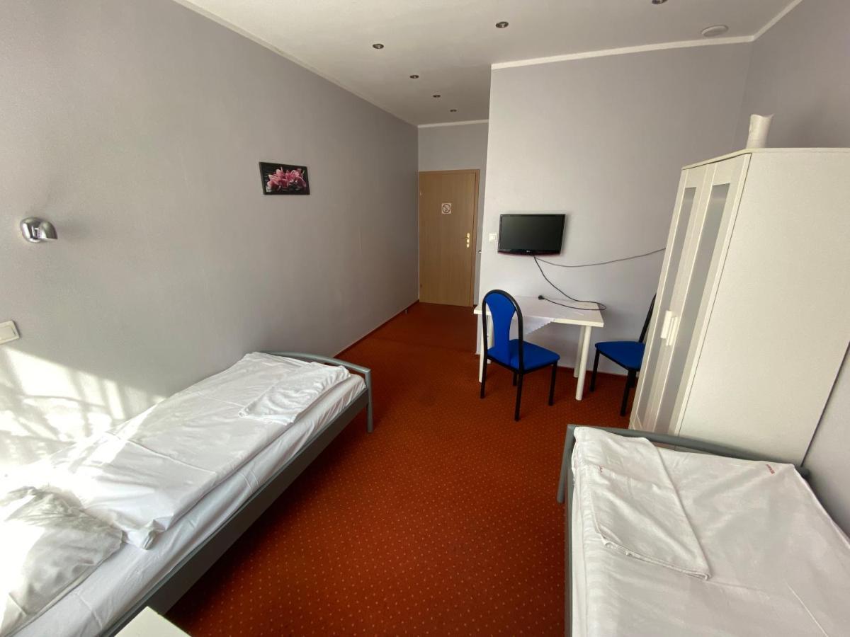 Hotel Tequila Międzyrzecz Buitenkant foto